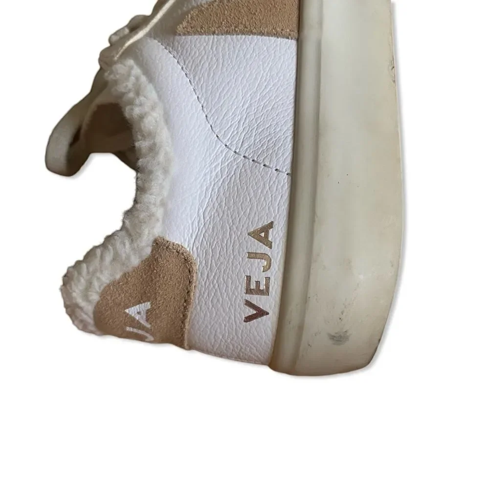 Veja Campo Fured leather white desert sneakers shoes Revolve 36 5